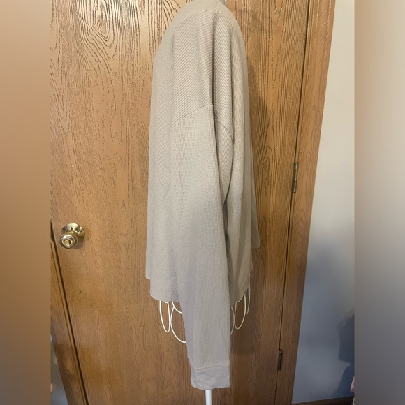 Double Zero Waffle Knit Long-Sleeve Relaxed-Fit Top - Picture 3 of 11